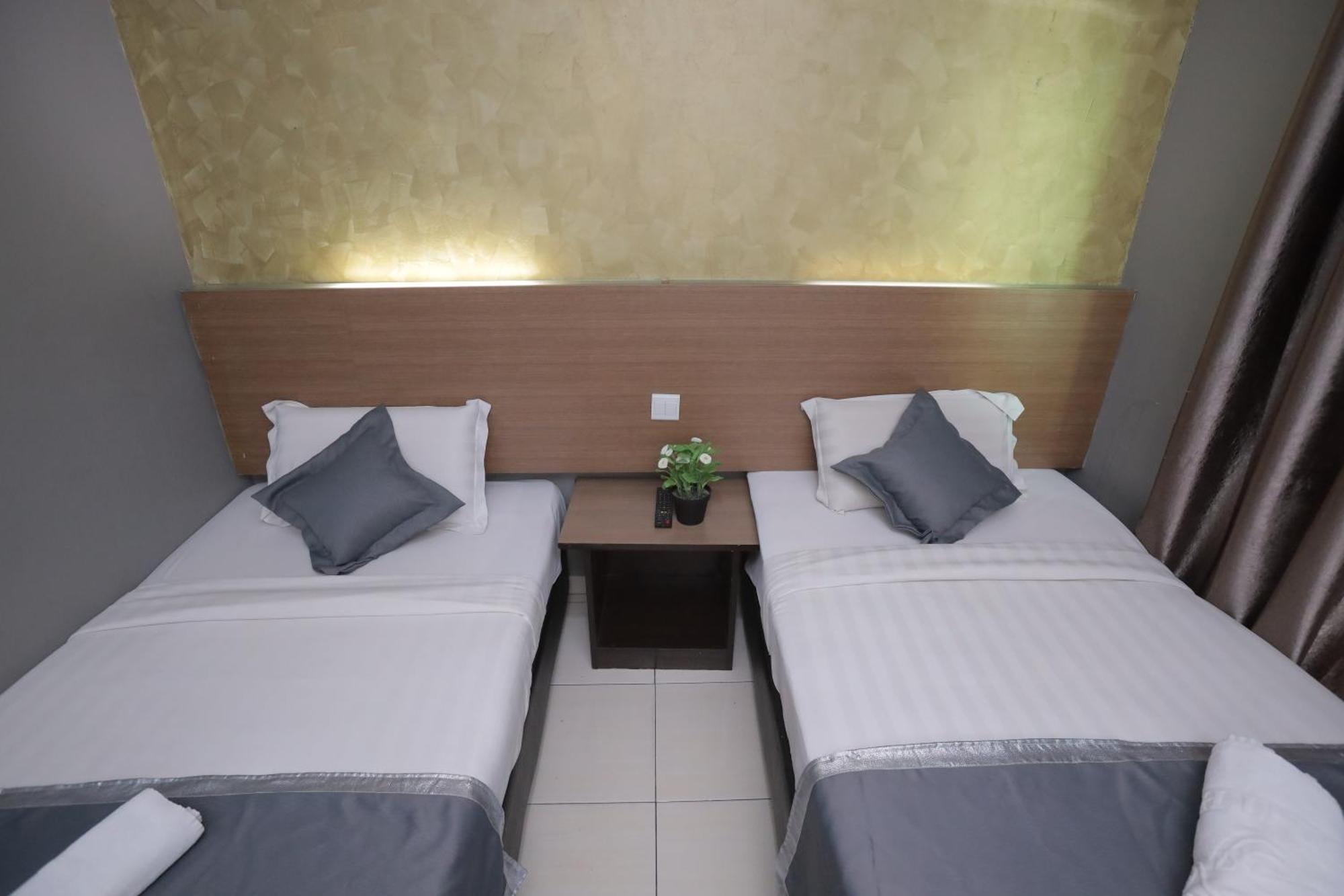 Dj Citi Point Hotel Kuala Terengganu Exteriör bild