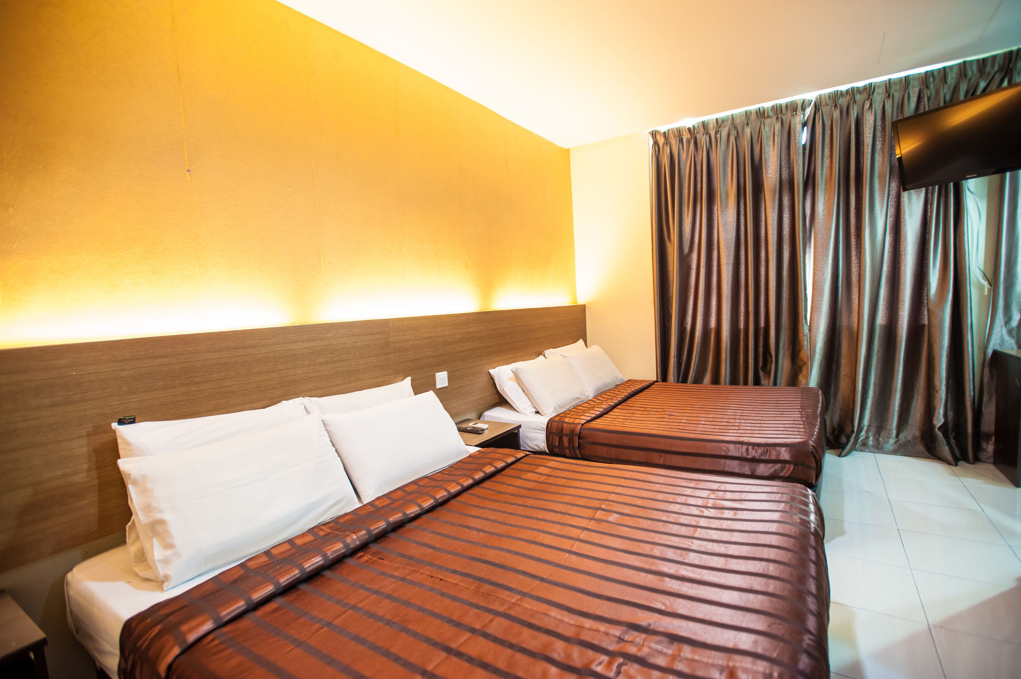 Dj Citi Point Hotel Kuala Terengganu Exteriör bild