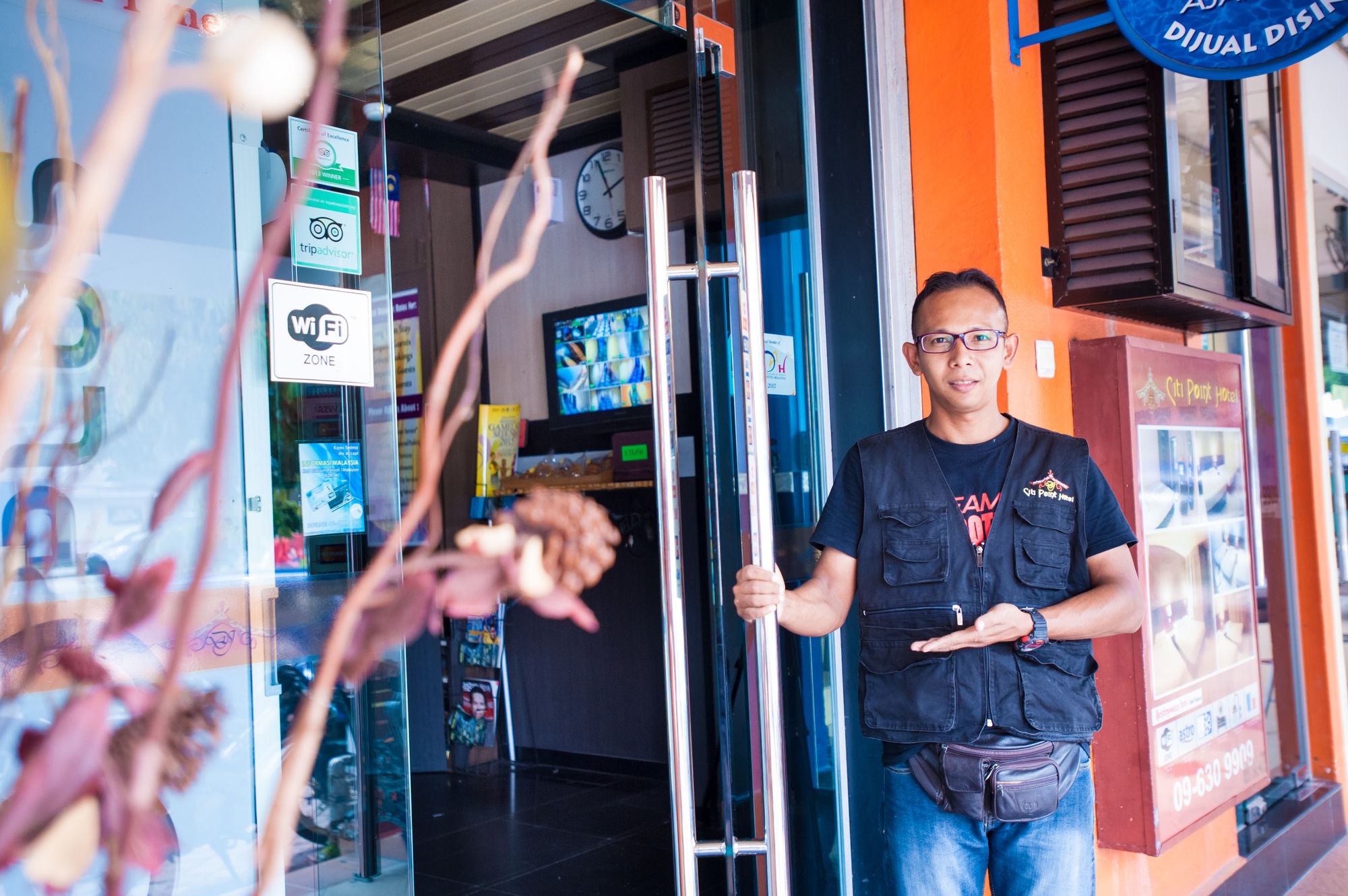 Dj Citi Point Hotel Kuala Terengganu Exteriör bild