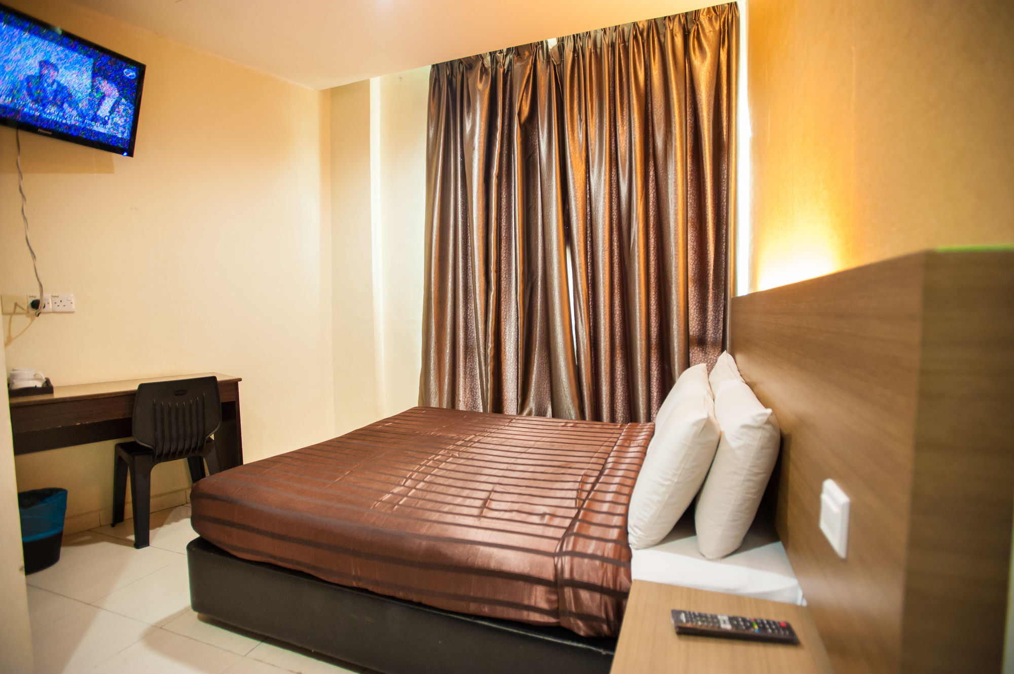 Dj Citi Point Hotel Kuala Terengganu Exteriör bild